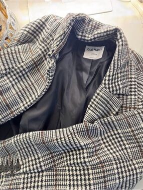 Old Navy Black, White & Brown Plaid Blazer